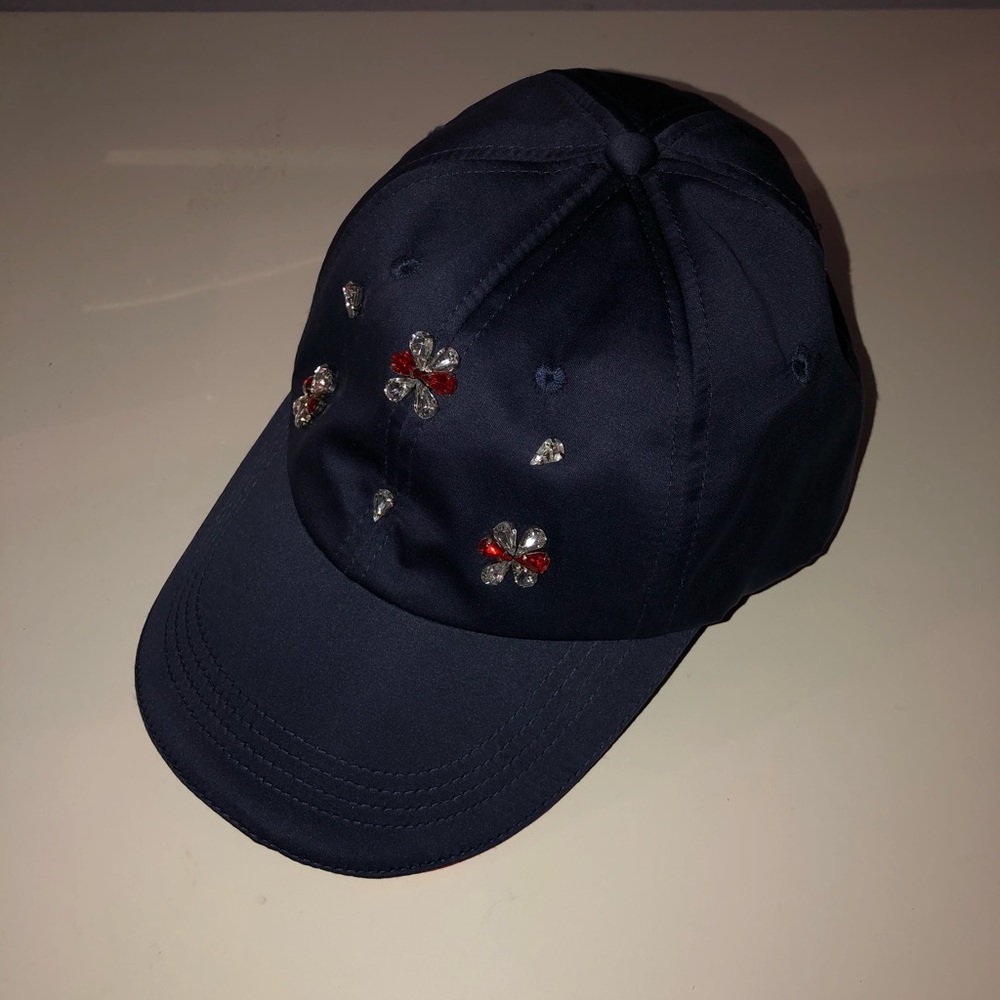 Stradivarius hat